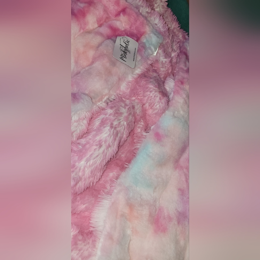 Luxury Minky Blankets I have available - Picture 10 of 11